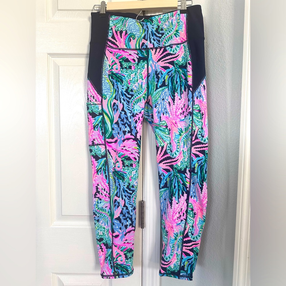 Lilly Pulitzer Colorful Tropical Print Leggings